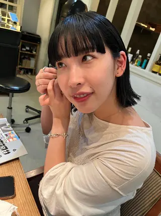 ミディアム カラー eri kinjoのヘアスタイル