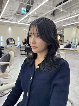 ミディアム カラー ヘアアレンジ 髪質改善×レイヤー 🫧松野力也のヘアスタイル