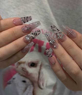 ネイル Mina Aurea Nailのネイルデザイン