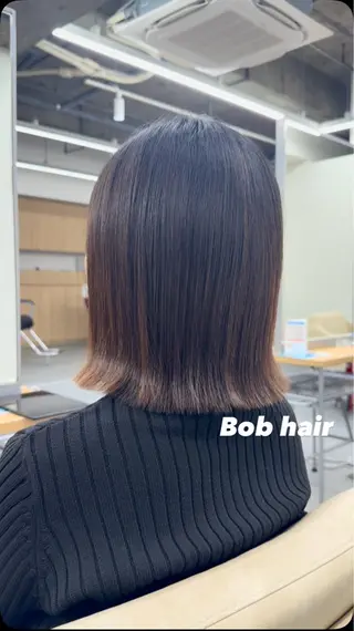 ミディアム 浅見 茉美のヘアスタイル