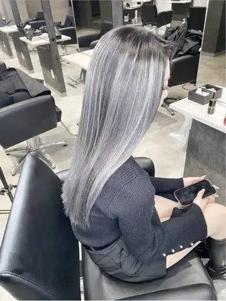 ロング ＿white鳳店/ 牧原彩乃のヘアスタイル