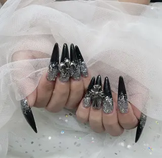 ネイル ベスティオーラ 花香のネイルデザイン