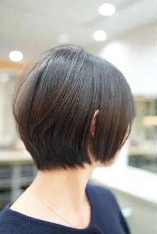 ショート カラー ✨大人ショートヘア ✨ロイのヘアスタイル
