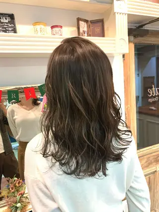 セミロング 大宮/山口 竣也のヘアスタイル
