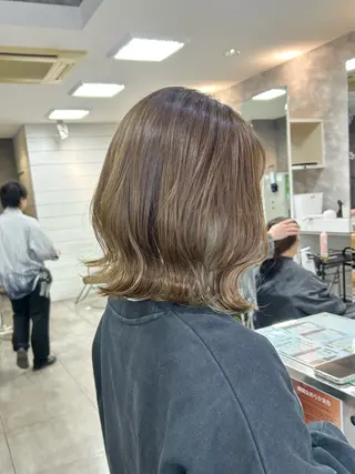 ミディアム レイヤー/艶髪カラー 森本くるみのヘアスタイル