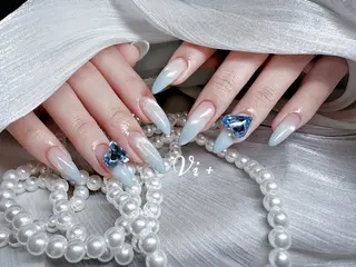 ネイル ✨Nailsalon Vi+✨のネイルデザイン