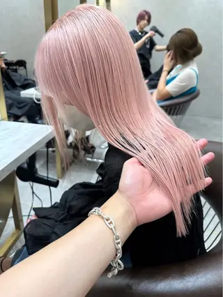 ロング Rita/髪質改善/ ブリーチなしWカラーのヘアスタイル