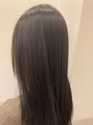 ロング 佐藤 睦月のヘアスタイル