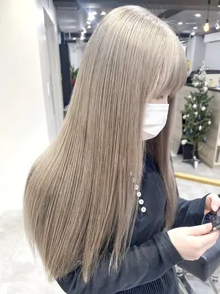ロング カラー 透明感オリーブ🫒/ 赤み消し/ヒロのヘアスタイル