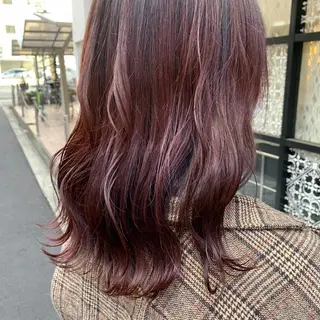 カラー 江田 彩那のヘアスタイル