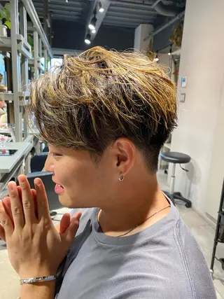 ミディアム カラー メンズ 似合う髪型見つけます AYAKAのヘアスタイル