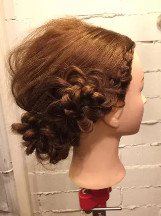 ロング 工藤 久美のヘアスタイル