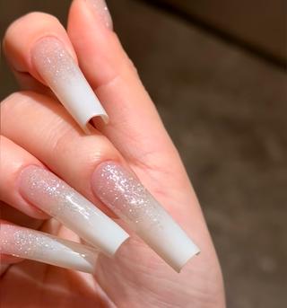ネイル Dione Nail きよみのネイルデザイン