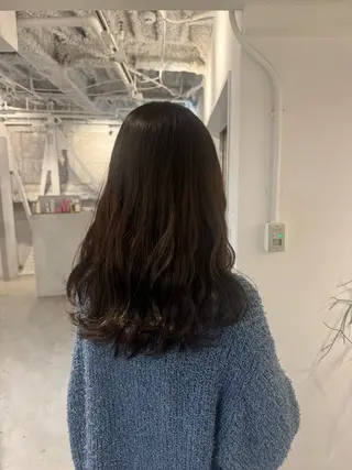 セミロング 新宿/顔周りカット +レイヤー=しずく♩のヘアスタイル