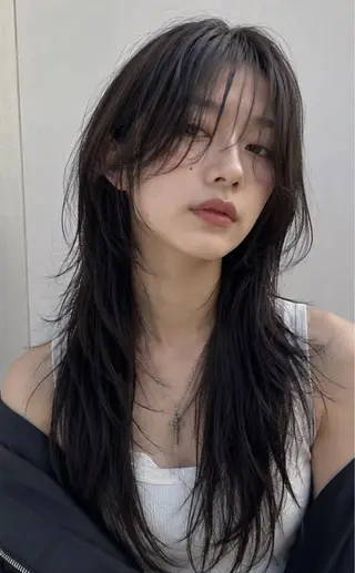 ロング 🩵Lutia新宿 ヒイラギ🩵のヘアスタイル