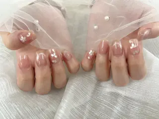 ネイル RUBYネイルサロン 9Caratsのネイルデザイン