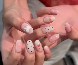 ネイル Pure&Rich Nailのネイルデザイン