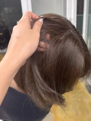 ミディアム 𝐀𝐦𝐞𝐫𝐢 /透明感カラーのヘアスタイル