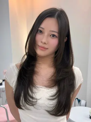 ロング ‎🤍髪質改善‎🤍 レイヤーカット‎🤍のヘアスタイル