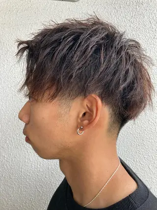 ショート パーマ メンズ 内村 純也のヘアスタイル