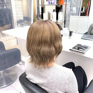セミロング カラー ヘアアレンジ 🩵 JURI🩵のヘアスタイル