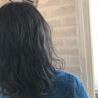 ミディアム カラー Aujua ソムリエ 勝又舞夏のヘアスタイル
