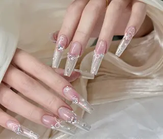 ネイル D-BEAUTY Nailsalonのネイルデザイン