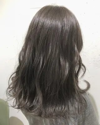 セミロング カラー 山形 光輪子のヘアスタイル