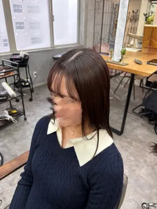 セミロング シモイケ ルアのヘアスタイル
