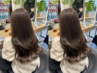 ロング SAKI⭐️ブリーチ ・艶カラー⭐️のヘアスタイル