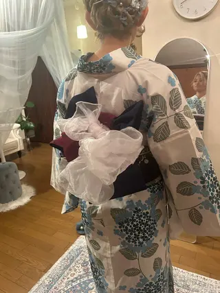 小顔矯正　まつ毛 Komaci篠田敦子のヘアスタイル