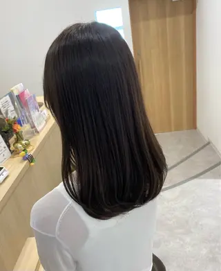 セミロング カラー 川合 勇気のヘアスタイル