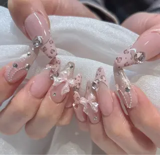 ネイル D-BEAUTY Nailsalonのネイルデザイン