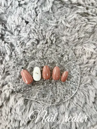 ネイル レイレア ネイルルームのネイルデザイン