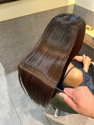 ロング カラー パーマ 色落ちまで盛れる 💟まなみのヘアスタイル