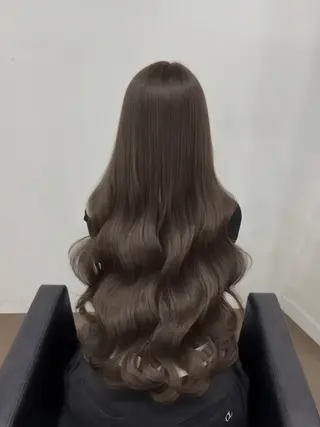 ロング カラー パーマ ヘアアレンジ メンズ キッズ オリーブカラー/ 上田優希/透明感のヘアスタイル