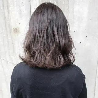 ミディアム カラー ボブ・レイヤーカット 吉敷航一のヘアスタイル