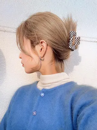 ミディアム カラー パーマ ヘアアレンジ レイヤー専門家 ダブルカラー修のヘアスタイル