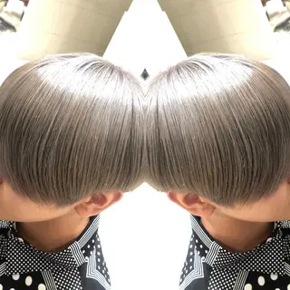 ショート Y Uのヘアスタイル
