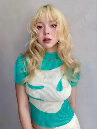ロング カラー ヘアアレンジ Unami MIHA☘️*゜のヘアスタイル