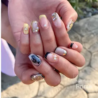 ミディアム ネイル SalonPrima 西院Nail&Eyeのネイルデザイン