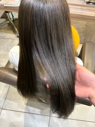 カラー Rio 🍓colorのヘアスタイル