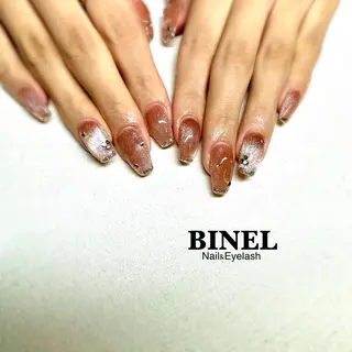 ネイル BINEL REINAのネイルデザイン