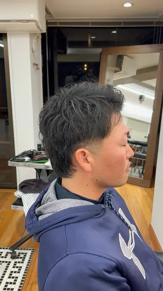ショート メンズ メンズカット✂️ スキンフェード伊藤陸のヘアスタイル