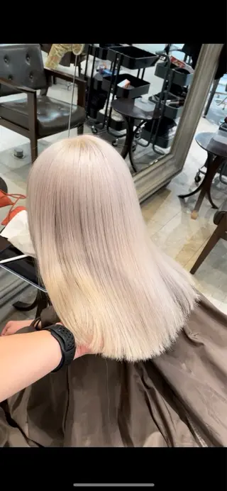 ミディアム カラー パーマ ヘアアレンジ メンズ ブリーチカラー🤍 颯馬🐈‍⬛のヘアスタイル