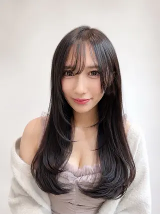 セミロング 🩵髪質改善🩵 韓国ヘア🩵花澤みりのヘアスタイル