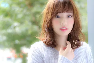 ミディアム カラー パーマ 表参道/さあ や/大人ナチュラルのヘアスタイル