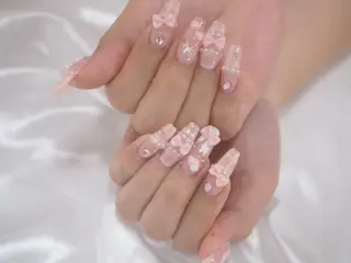 セミロング 中道 彩花のネイルデザイン