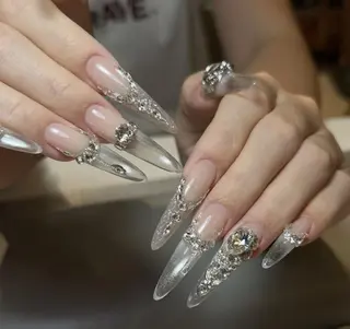 ネイル Pure&Rich Nailのネイルデザイン