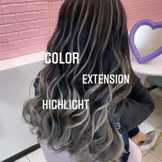 ロング カラー エクステ🩵ブリーチ 韓国ヘア🩵KAEのヘアスタイル